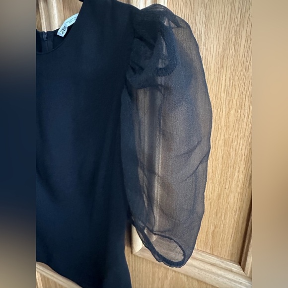 Zara tulle sleeve cropped top size M - Picture 3 of 4